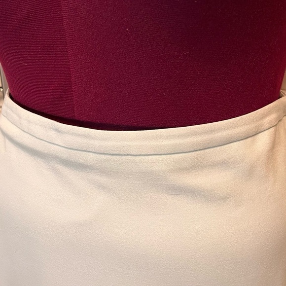 Melanie Lyne Minty Fresh Ruffle Bottom Pencil Skirt - Picture 5 of 15